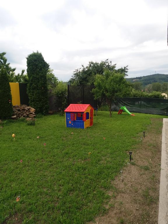 מלון קורטאה דה ארגס Casa Ariana מראה חיצוני תמונה