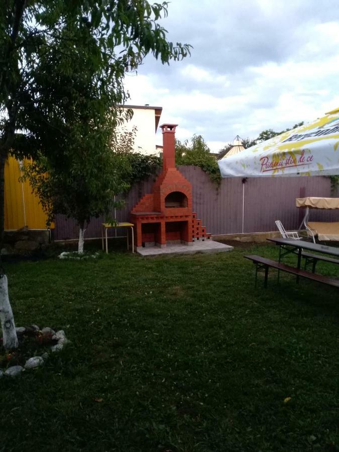 מלון קורטאה דה ארגס Casa Ariana מראה חיצוני תמונה